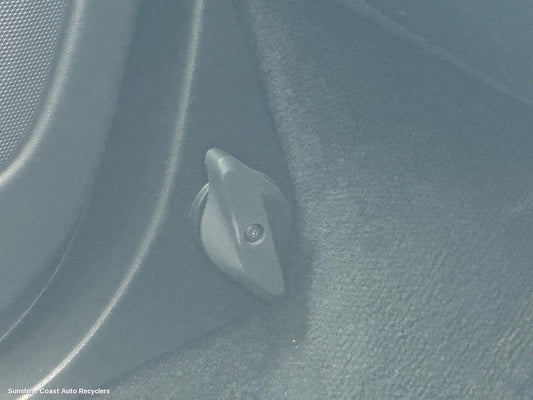 2012 Volvo S60/v60 Bonnet Release