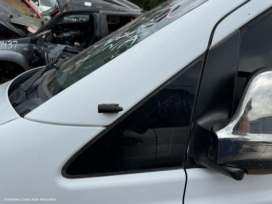 2008 Mercedes Vito Left Front 1 4 Door Glass