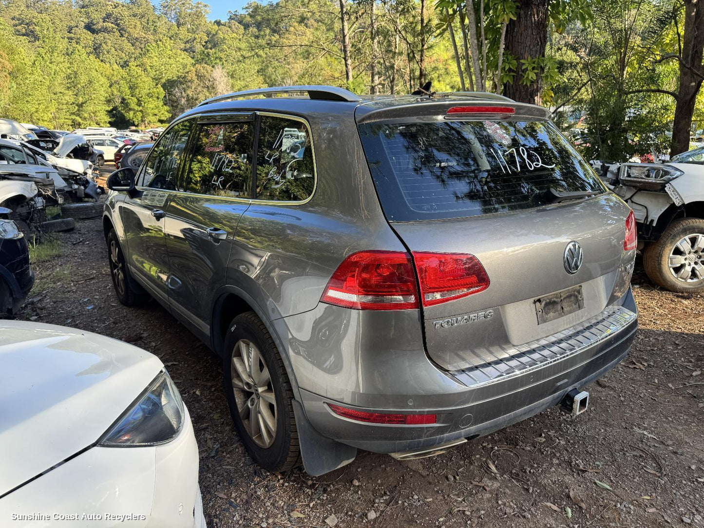 2012 Volkswagen Touareg Right Driveshaft