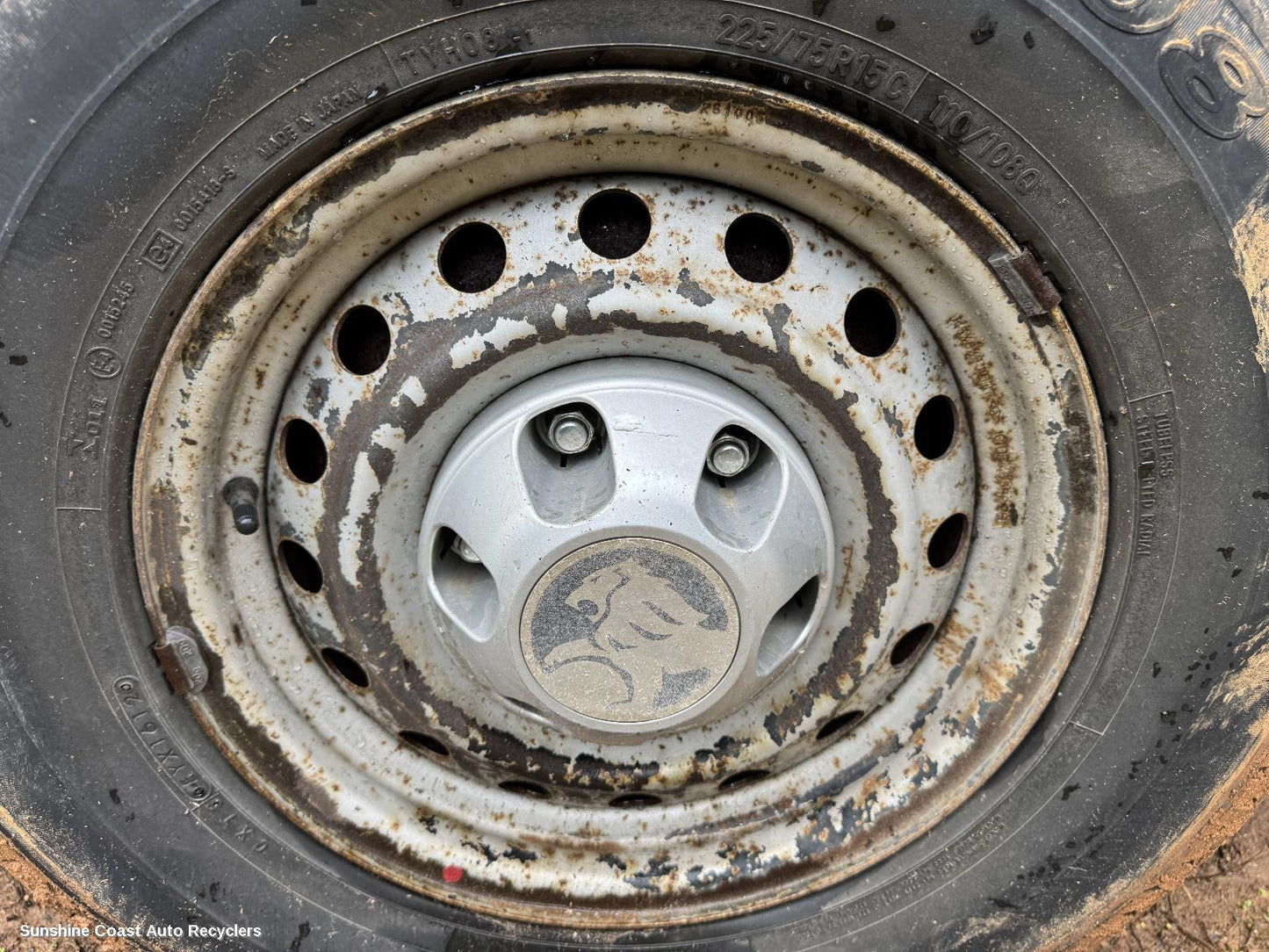 2006 Holden Rodeo Speaker