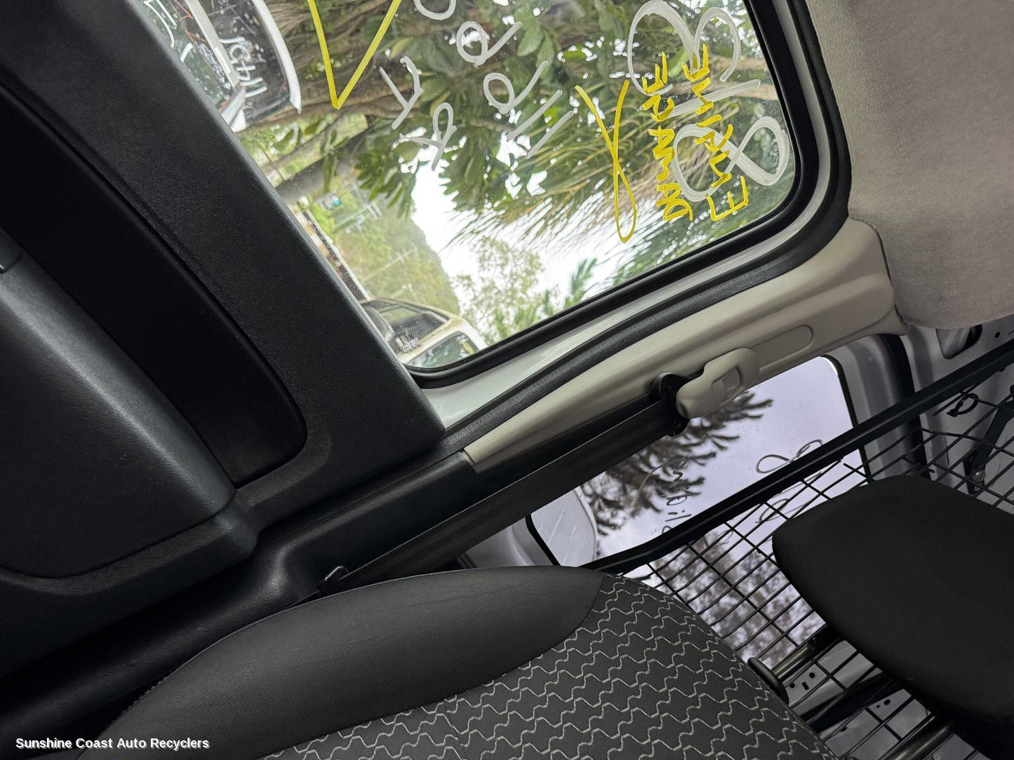 2016 Renault Kangoo Seatbelt Stalk