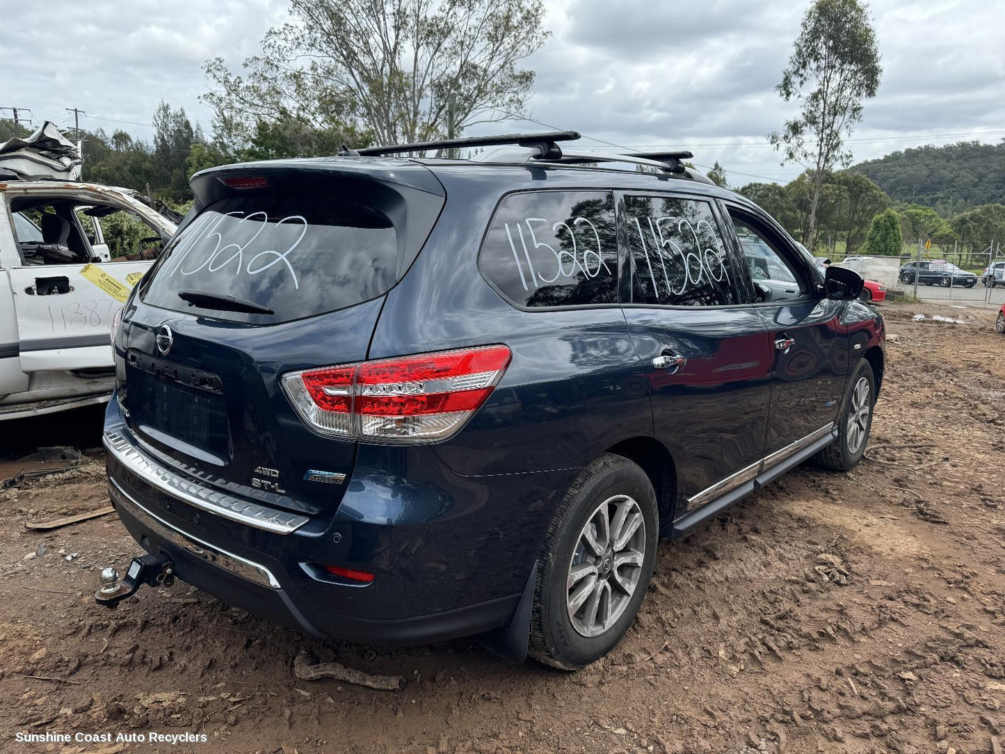 2014 Nissan Pathfinder Left Headlamp