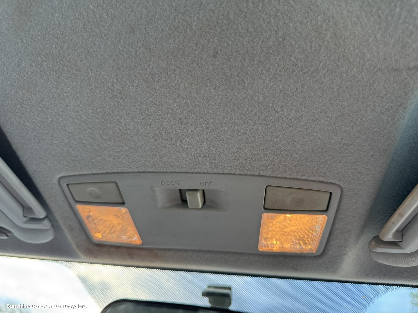 2011 Mazda Cx7 Courtesy Light