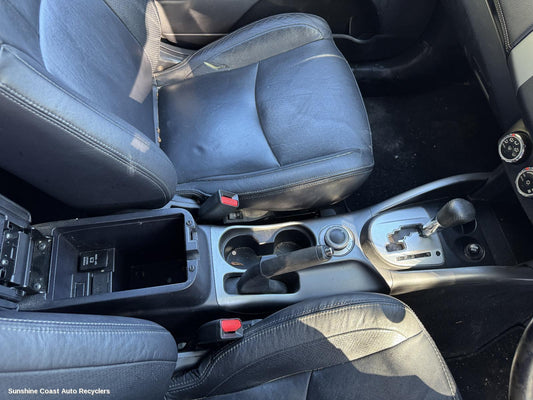 2010 Mitsubishi Outlander Gear Stick Shifter