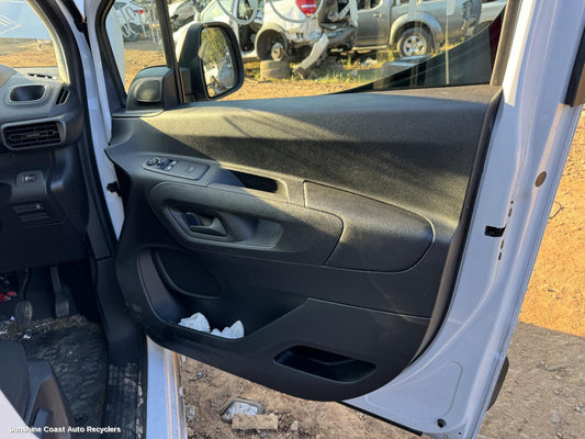 2023 Peugeot Partner Door Trim