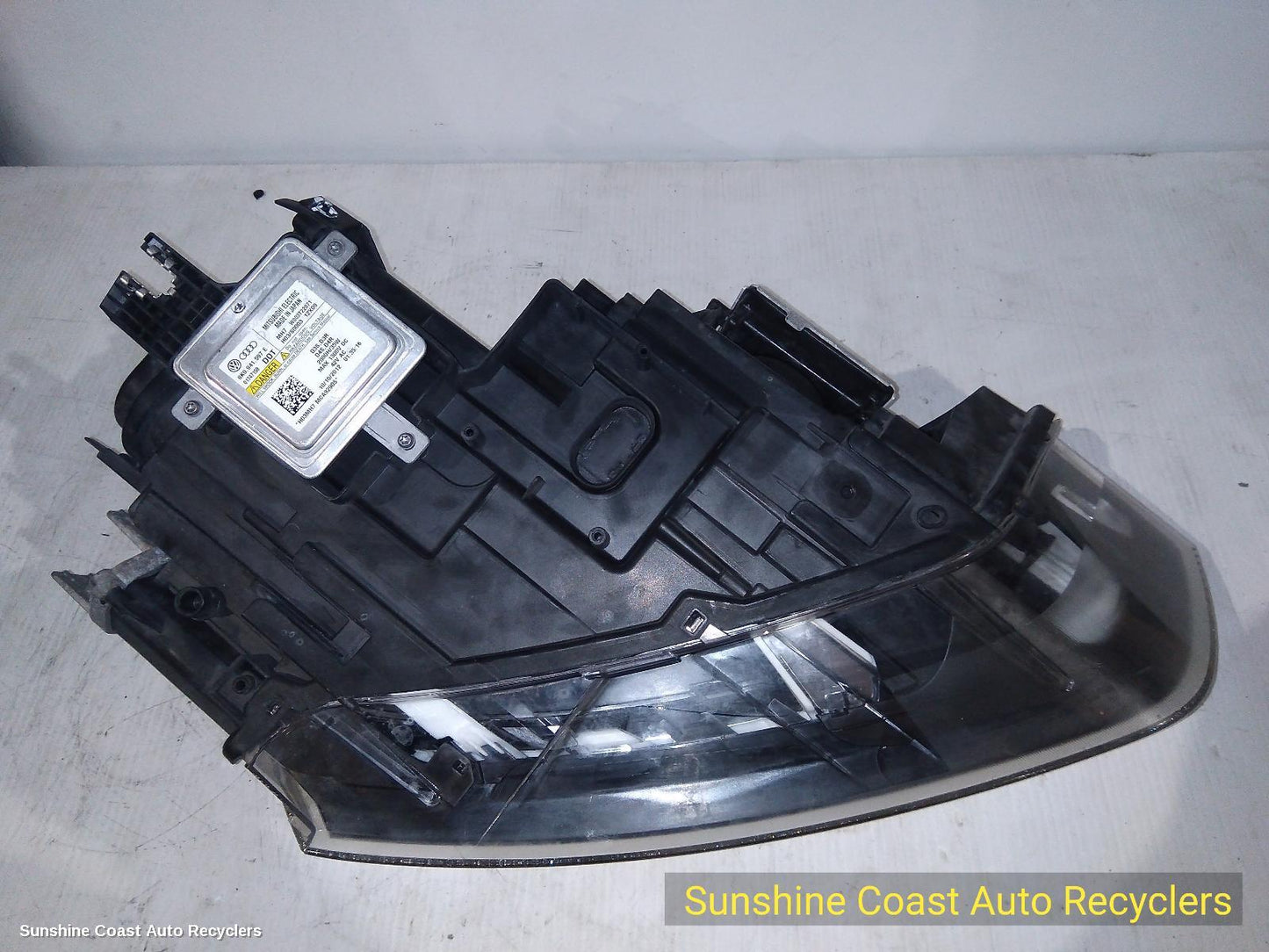 2013 Audi Q3 Left Headlamp