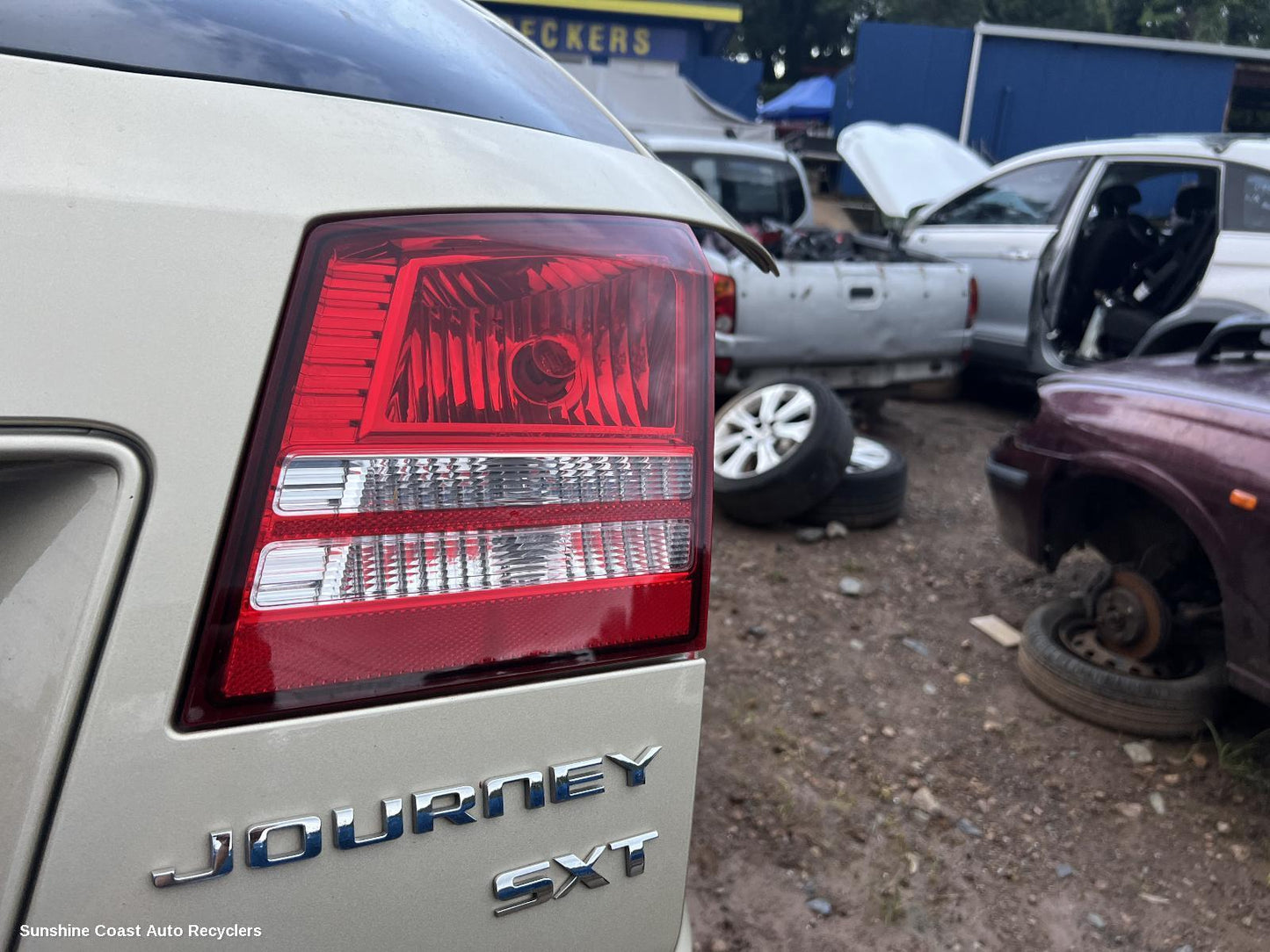 2010 Dodge Journey Rear Garnish