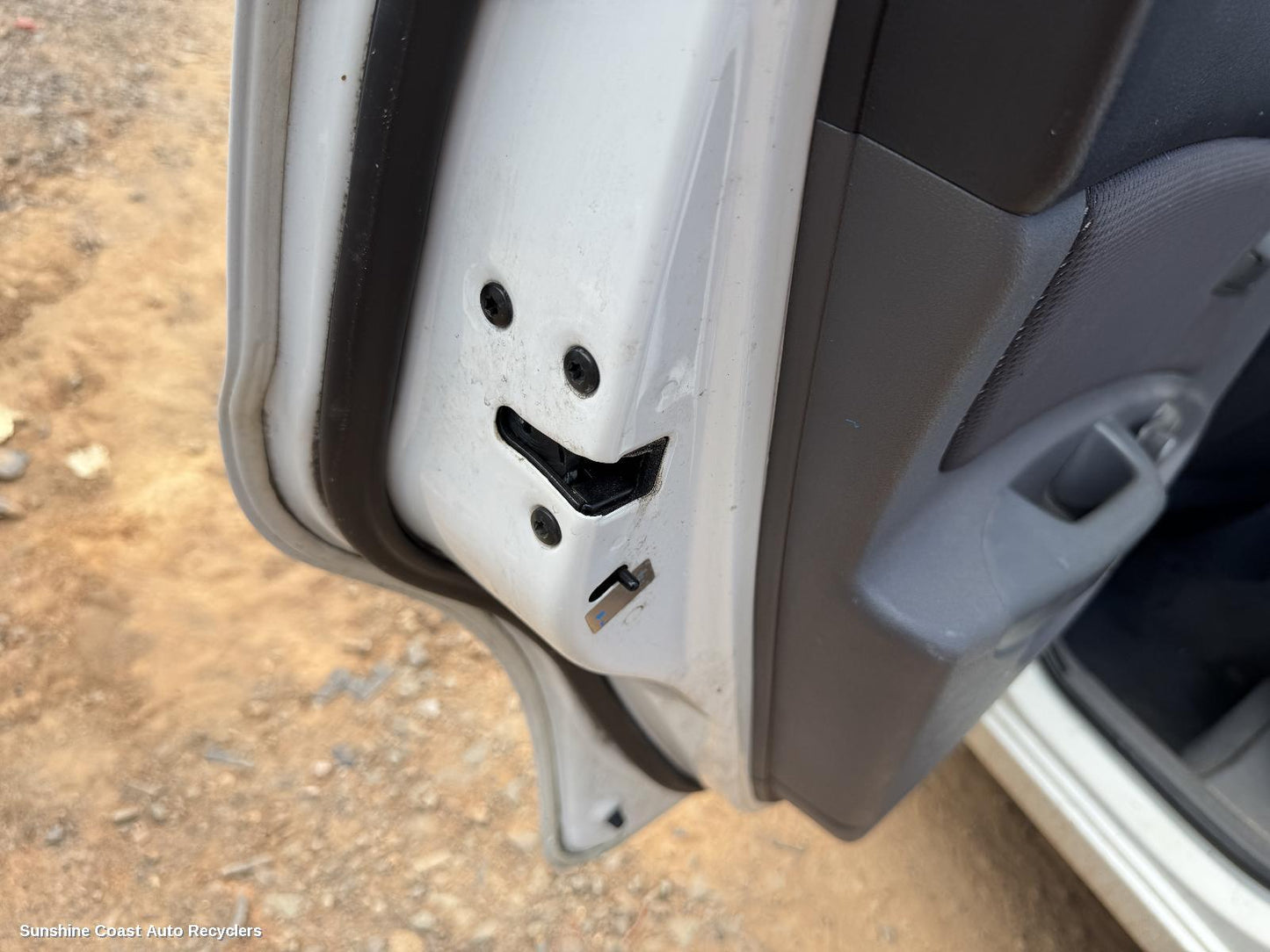 2007 Kia Rio Door Boot Gate Lock