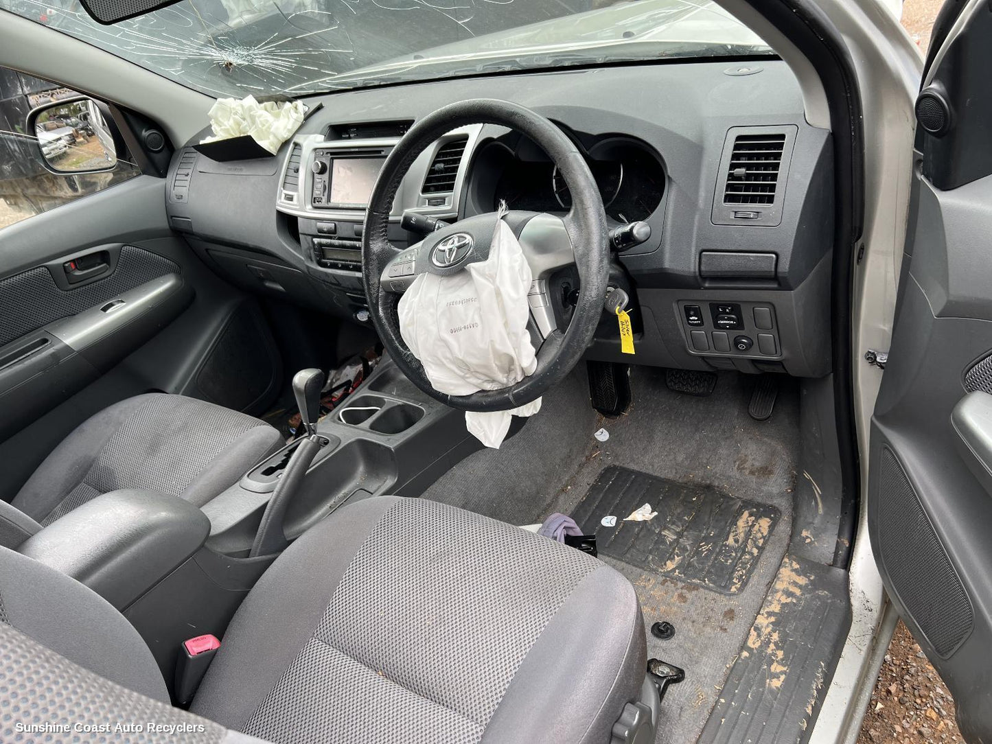 2012 Toyota Hilux Wiper Linkage