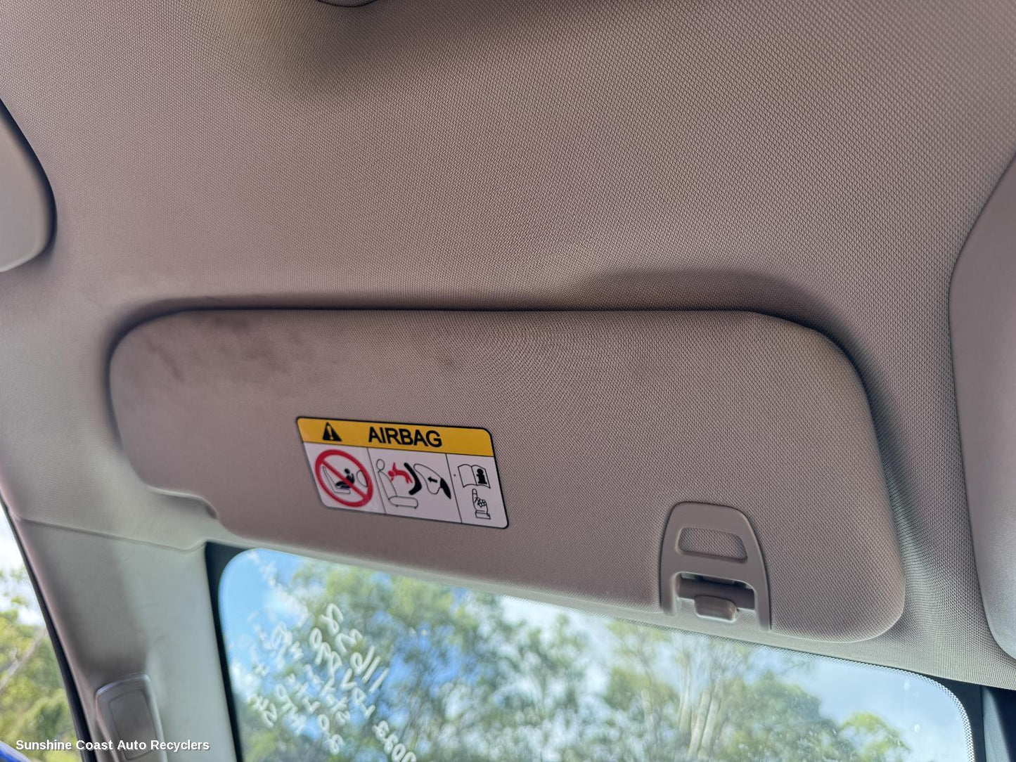 2022 Ldv D90 Sunvisor