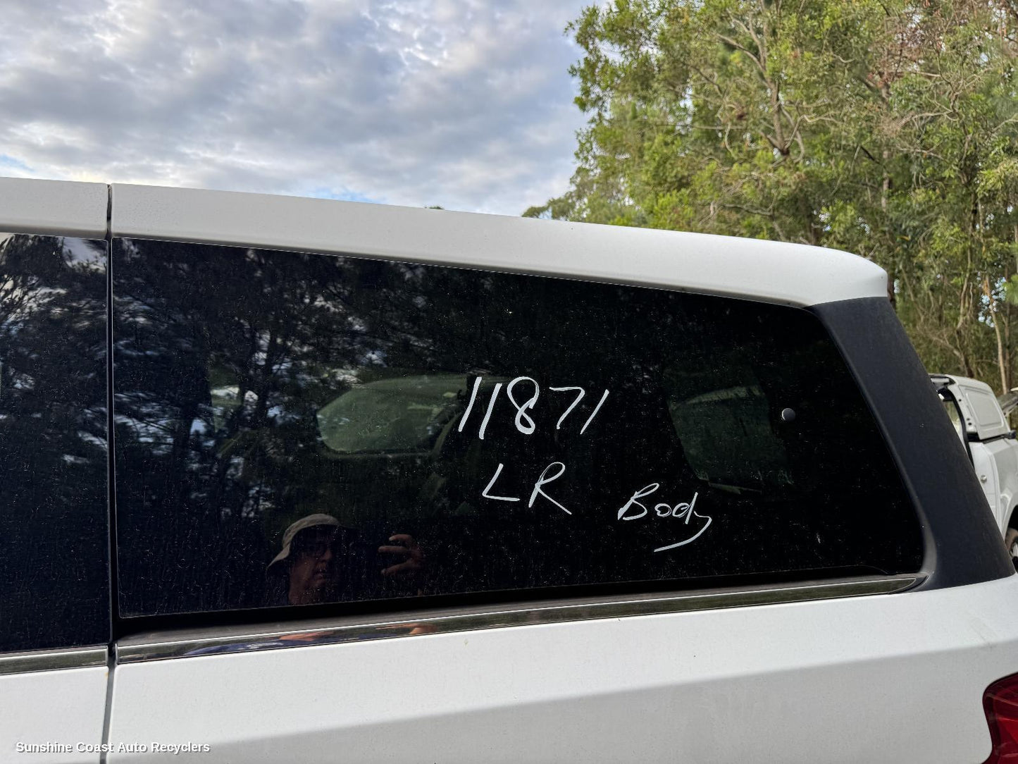 2016 Ldv G10 Left Rear Side Glass