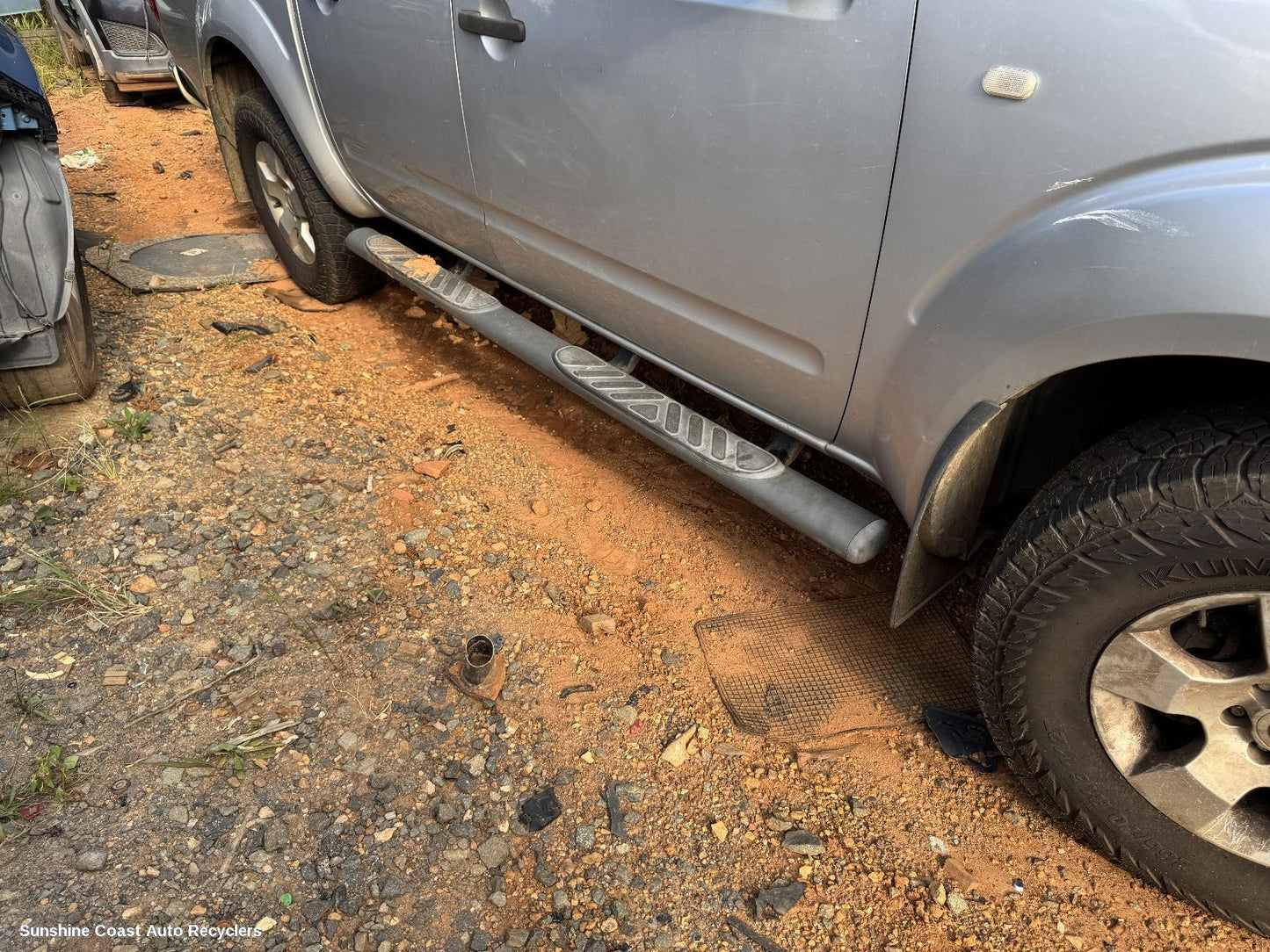 2007 Nissan Navara Side Step Skirt
