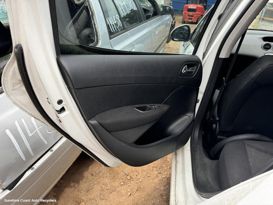 2010 Peugeot 308 Door Trim