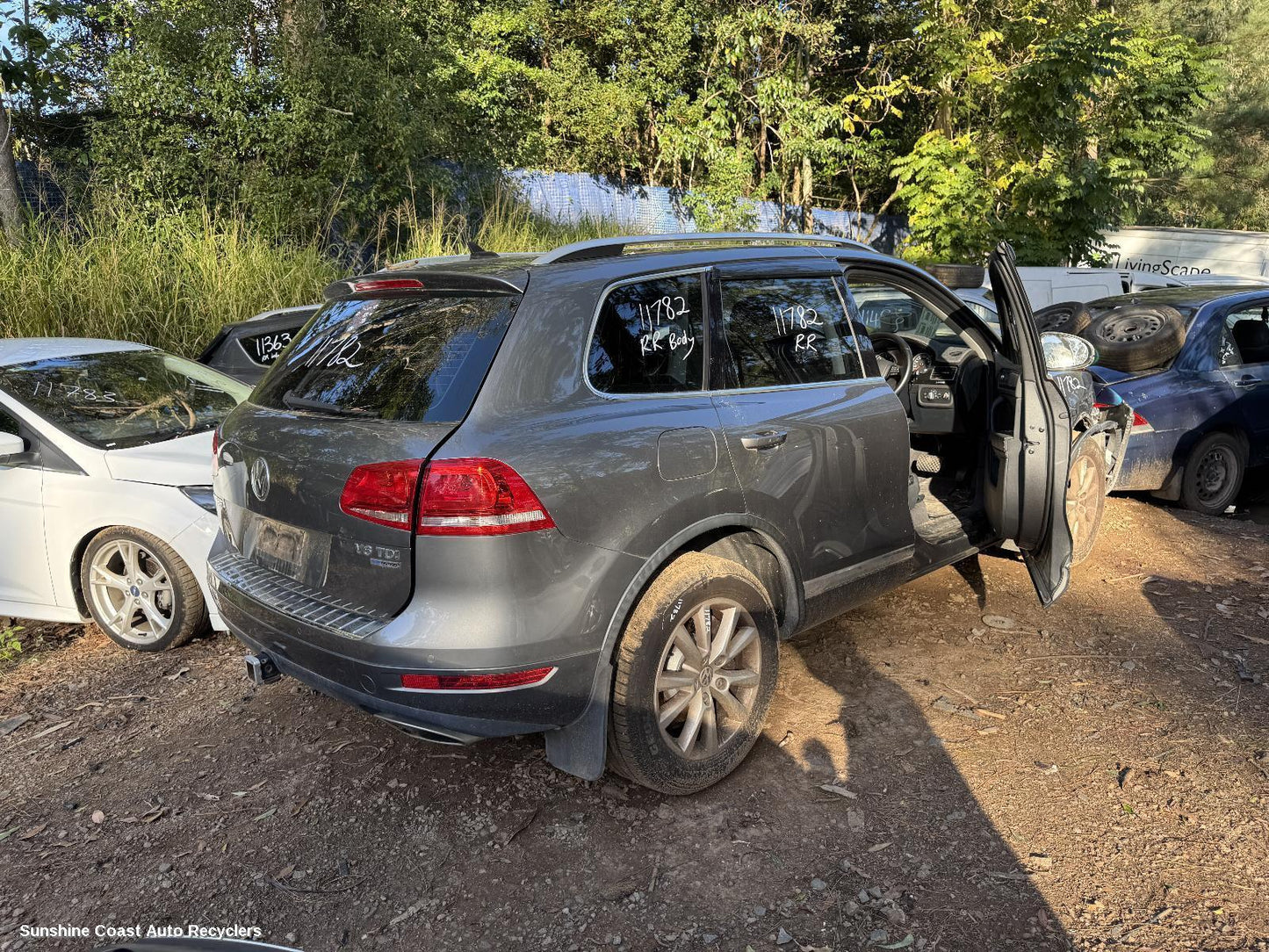 2012 Volkswagen Touareg Roof Rack Bars