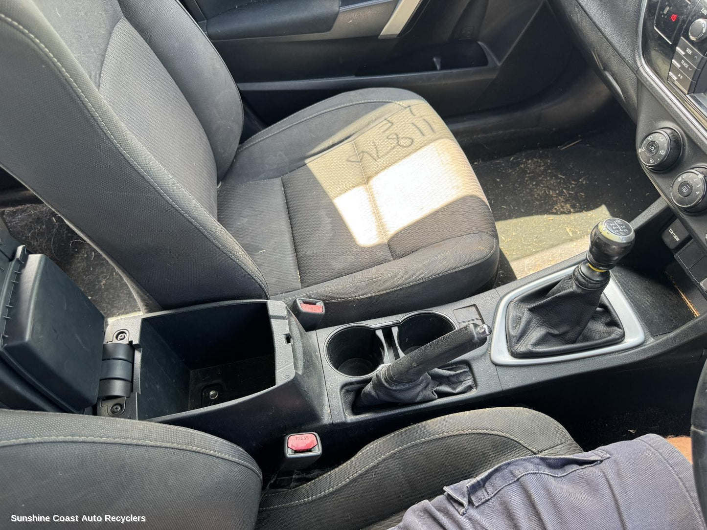 2013 Toyota Corolla Console