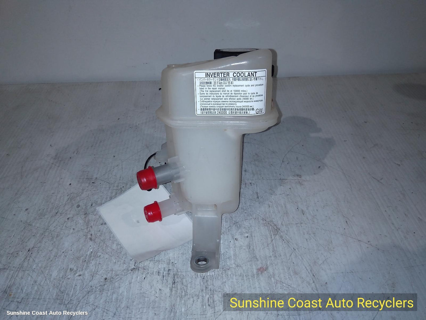 2018 Lexus Ct200h Overflow Bottle
