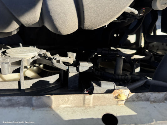 2012 Mitsubishi Outlander Fan