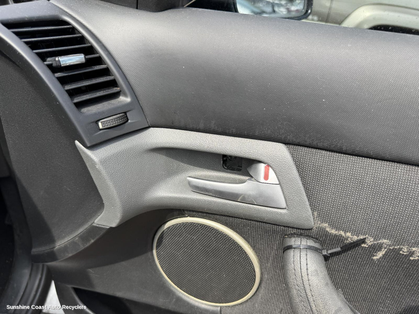 2011 Holden Commodore Door Handle
