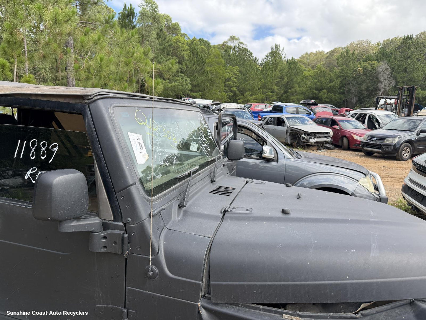 2003 Jeep Wrangler Antenna