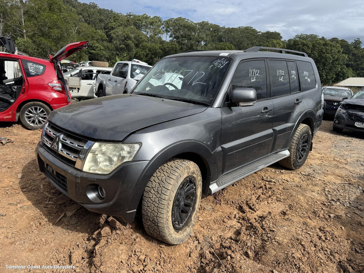 2014 Mitsubishi Pajero Steering Column