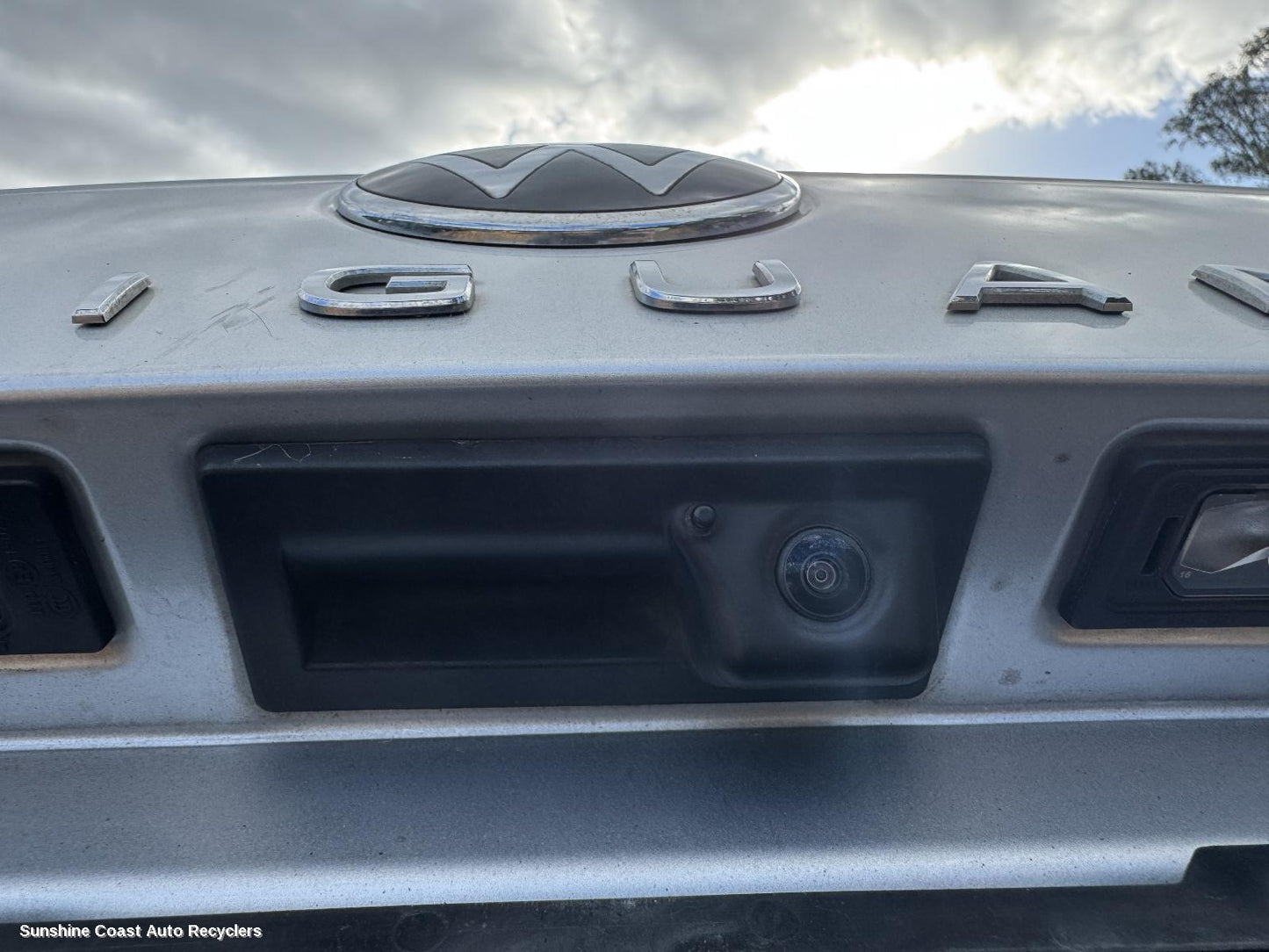 2022 Volkswagen Tiguan Tailgate Handle