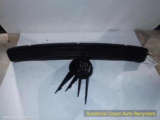 2008 Ford Falcon Grille