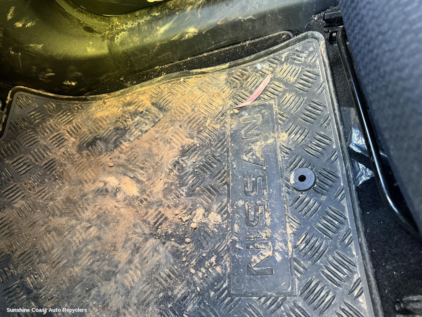 2015 Nissan Qashqai Floor Mats