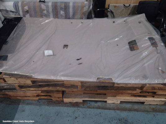 2016 Mitsubishi Outlander Hoodlining