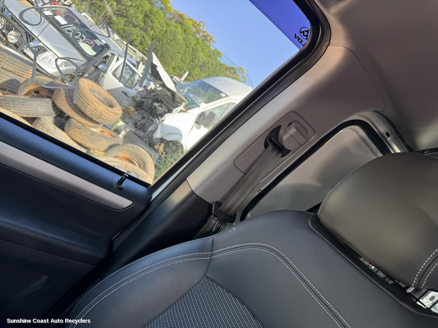 2020 Ldv G10 Seatbelt Stalk