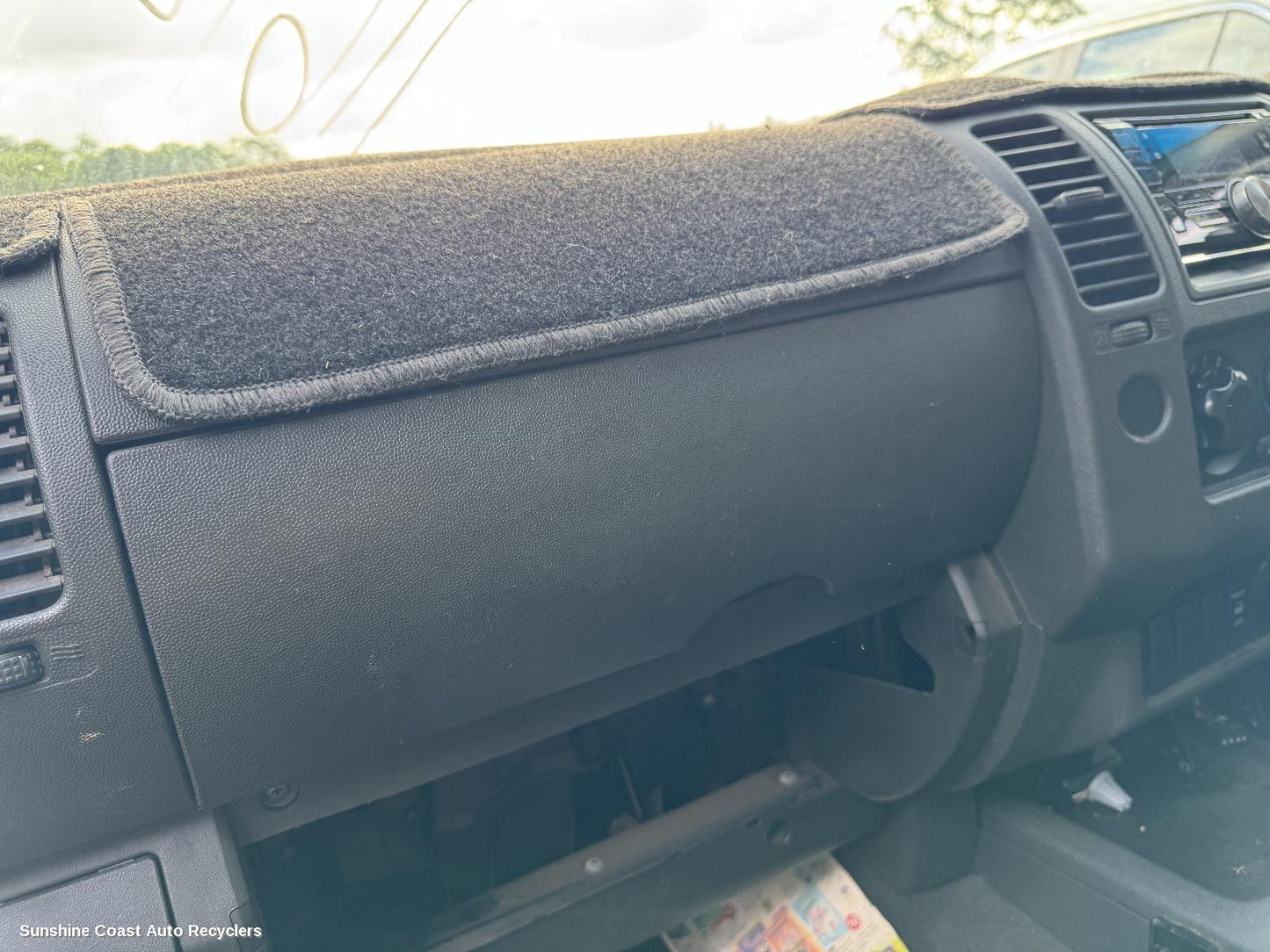 2007 Nissan Navara Glove Box