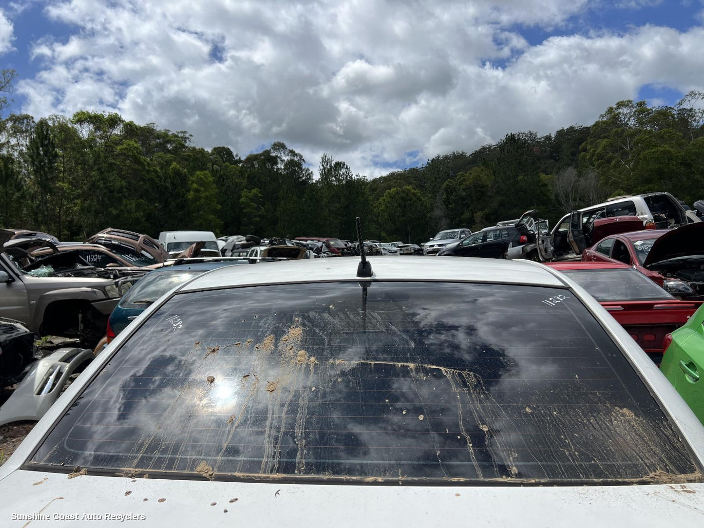 2005 Kia Rio High Level Stoplight