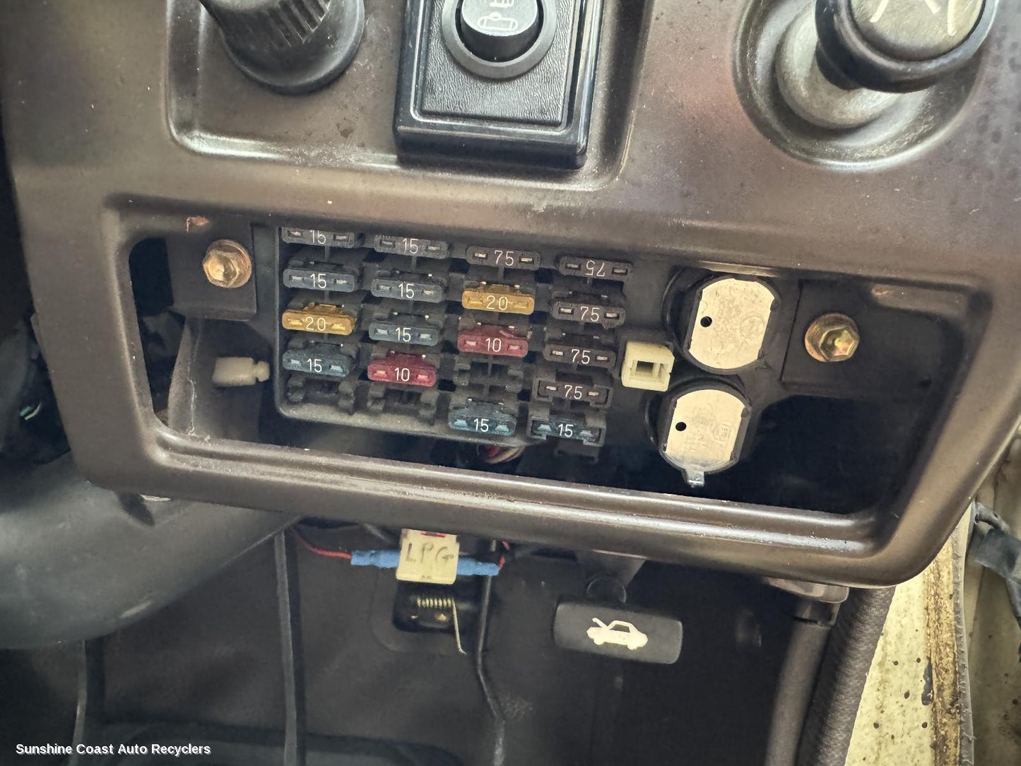 1989 Toyota Landcruiser Fuse Box