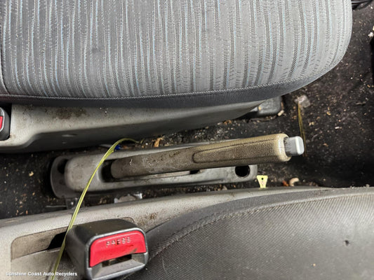 2009 Hyundai Iload/imax Handbrake Lever