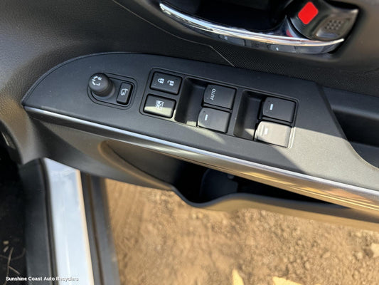 2023 Suzuki S-cross Pwr Dr Wind Switch