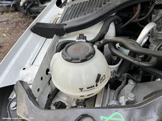 2021 Skoda Fabia Overflow Bottle