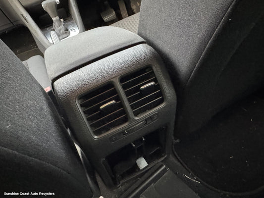 2010 Volkswagen Golf Misc