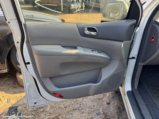 2010 Kia Carnival/grand Carnival Door Trim