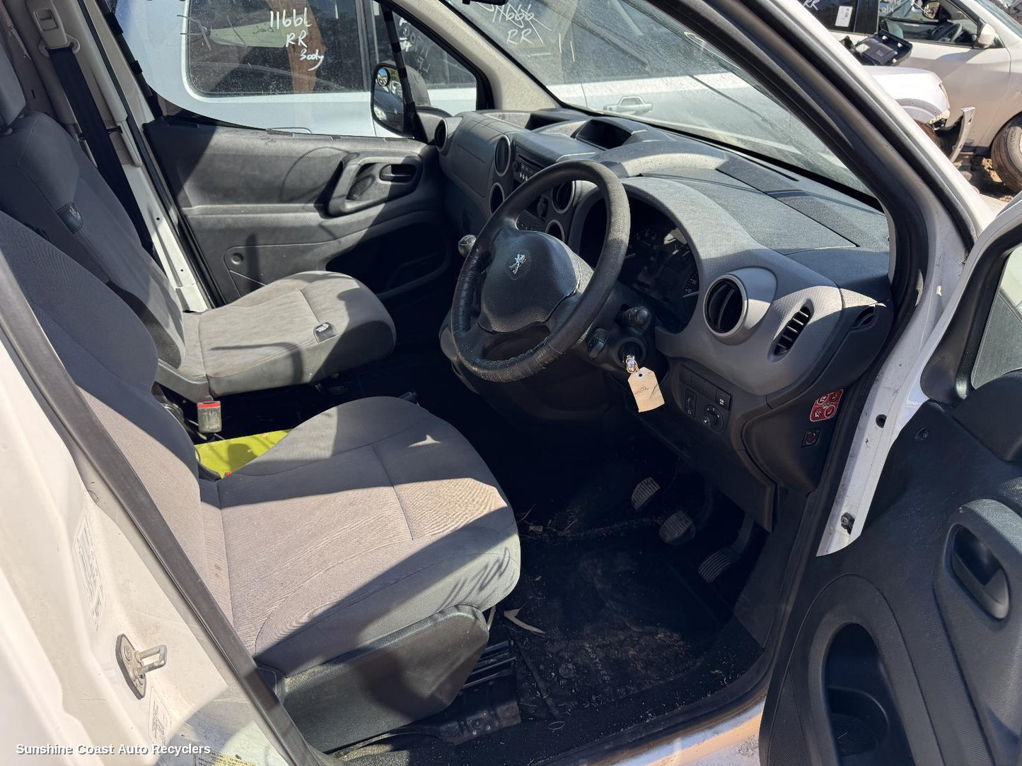 2013 Peugeot Partner Overflow Bottle