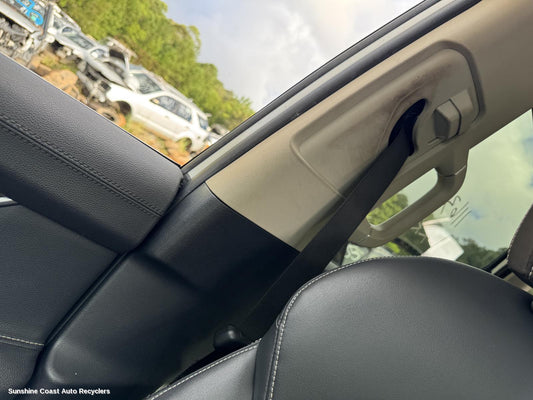 2022 Ldv D90 Seatbelt Stalk