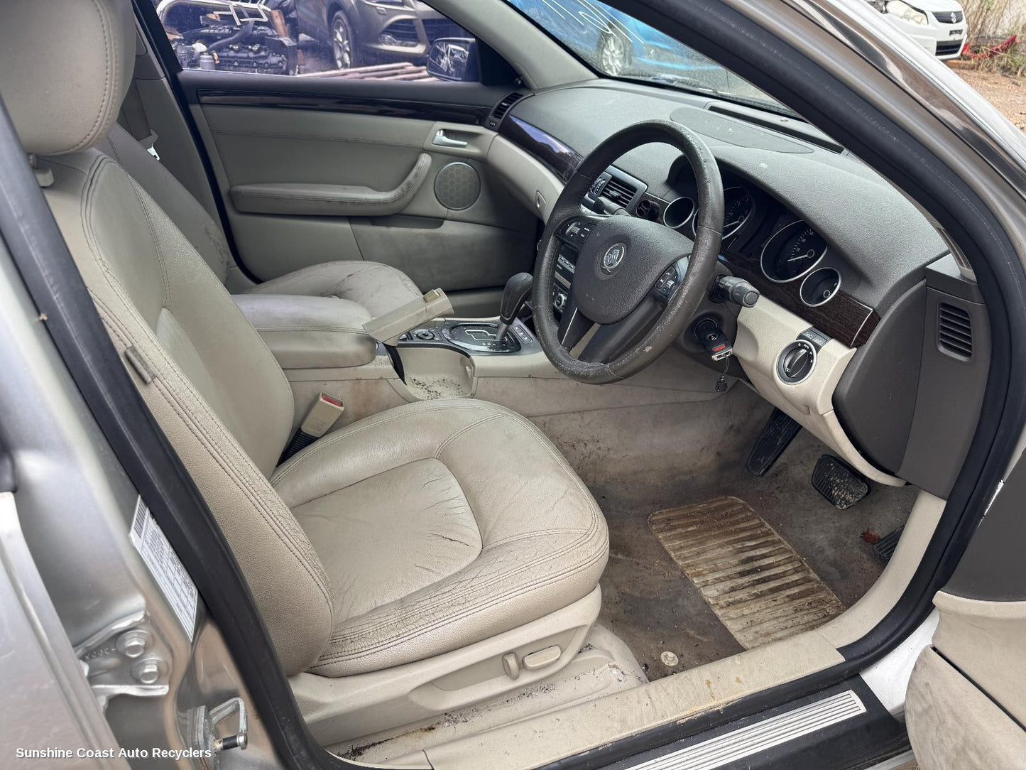 2006 Holden Statesman/caprice Left Front Window Reg Motor