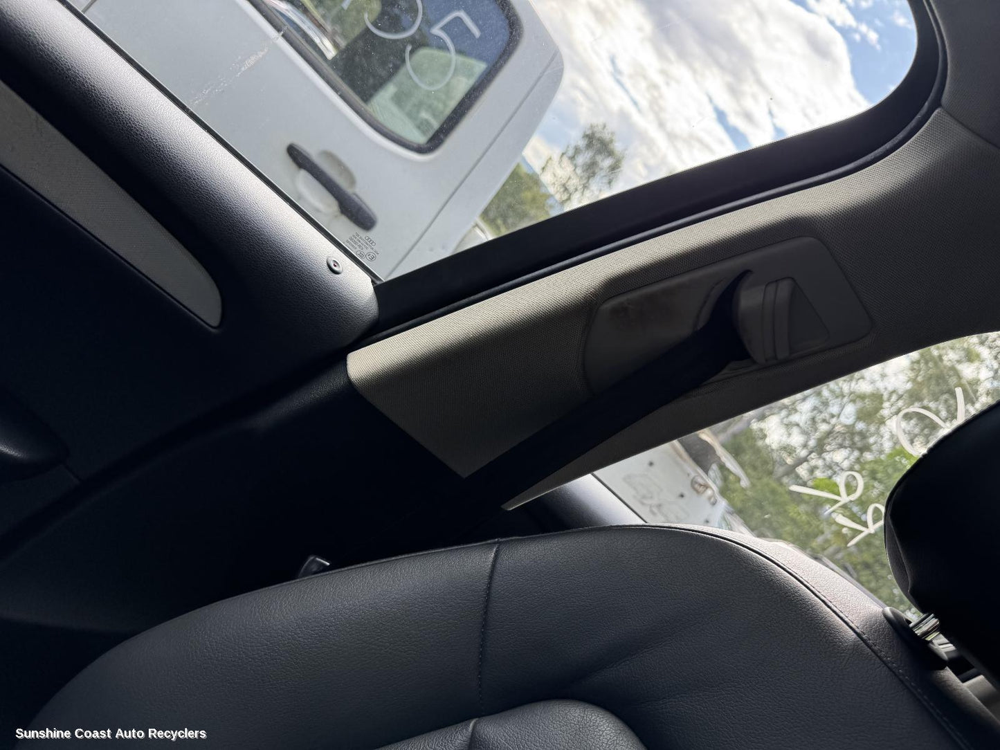 2011 Audi Q5 Seatbelt Stalk