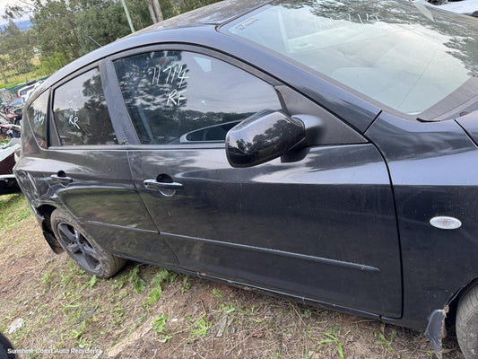 2006 Mazda 3 Right Front Door