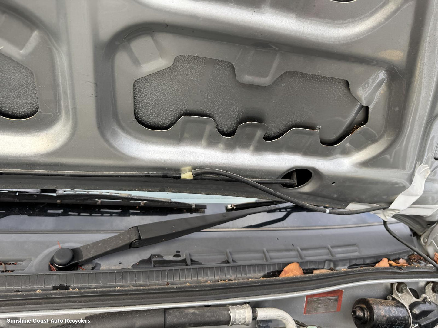 2006 Holden Rodeo Wiper Arm