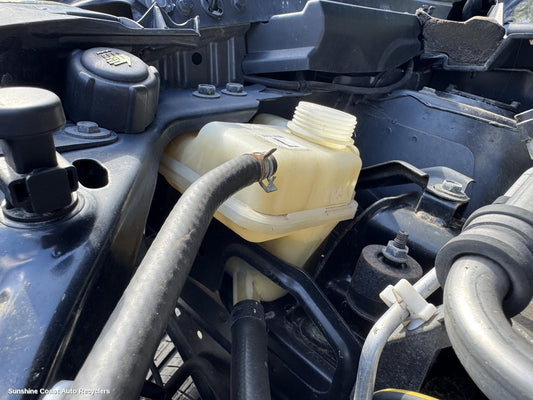 2011 Nissan Dualis Overflow Bottle