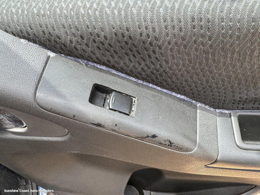 2011 Nissan Navara Pwr Dr Wind Switch
