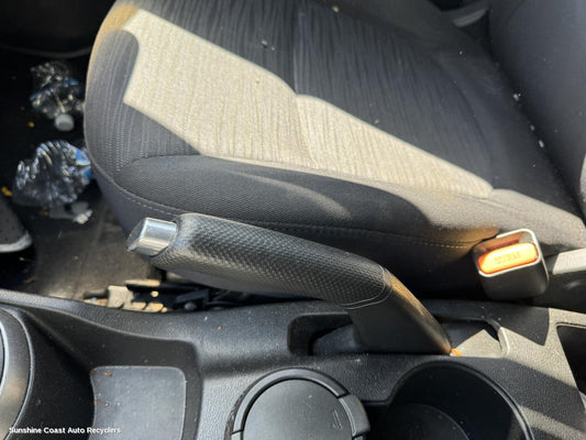 2015 Hyundai Accent Handbrake Lever