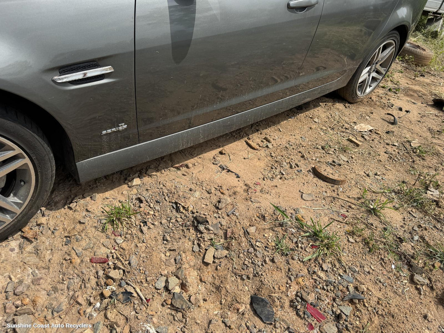 2011 Holden Commodore Side Step Skirt
