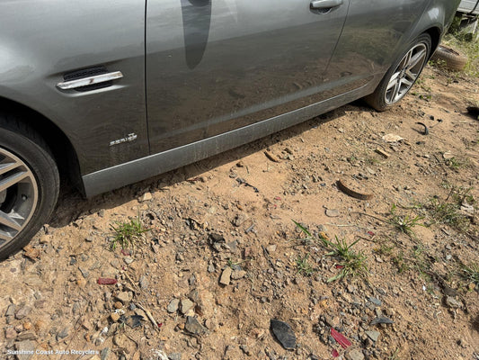2011 Holden Commodore Side Step Skirt