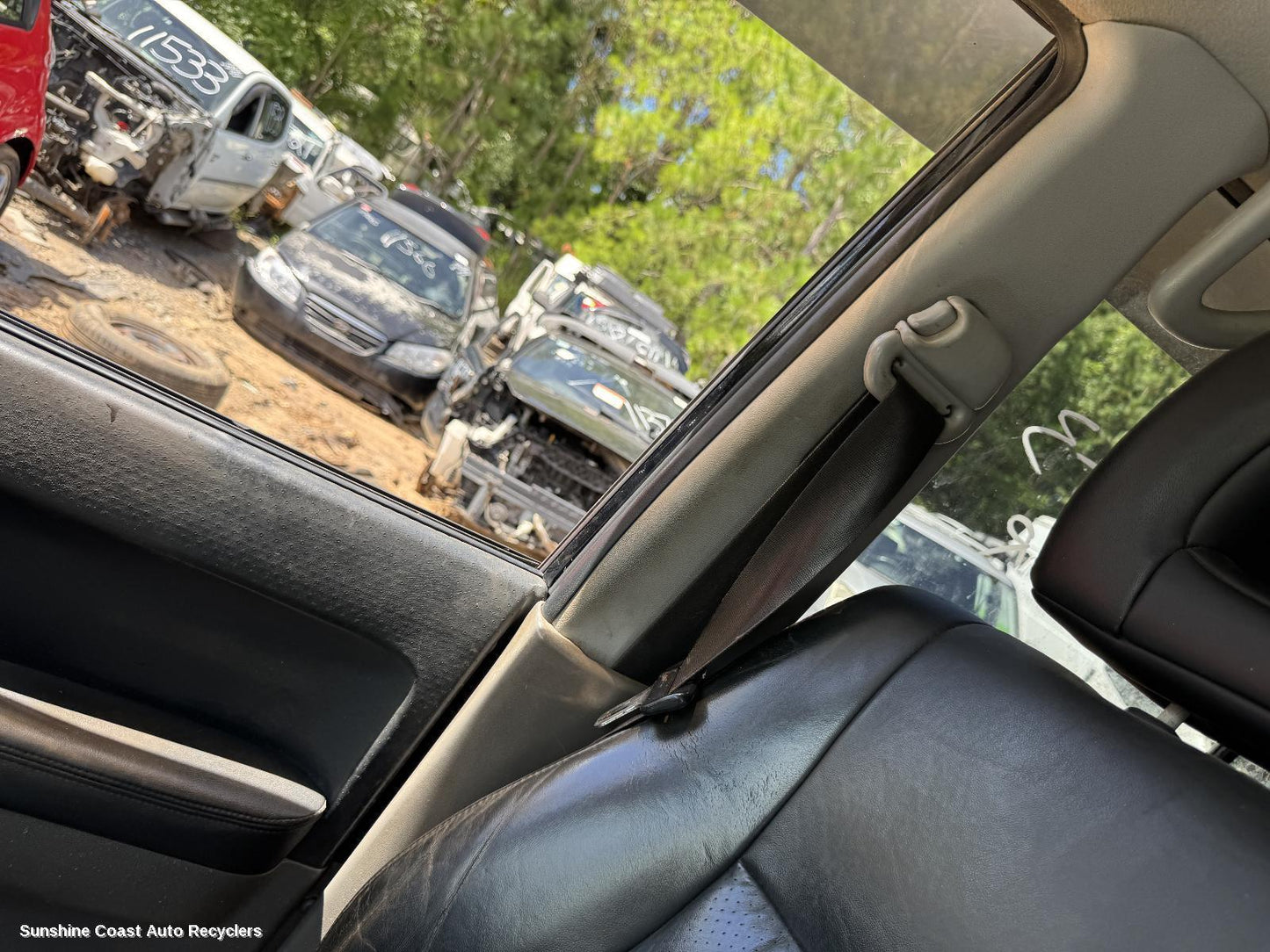 2006 Mitsubishi Pajero Seatbelt Stalk