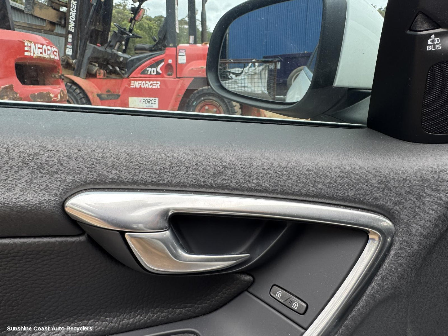 2012 Volvo S60/v60 Door Handle